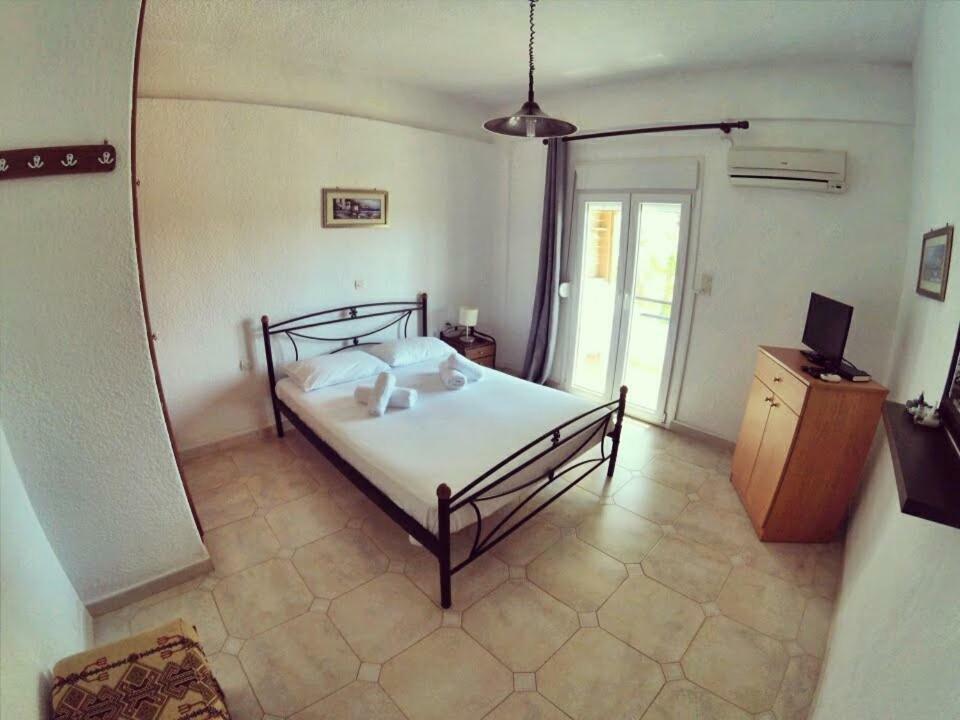 Adonis Villa Koutsounári Luaran gambar